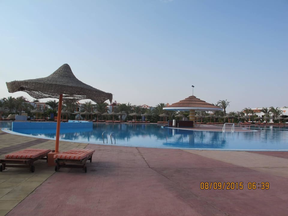 Die schöne Poollandschaft Fantazia Resort Marsa Alam