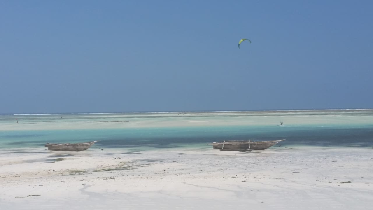 Strand Neptune Pwani Beach Resort & Spa