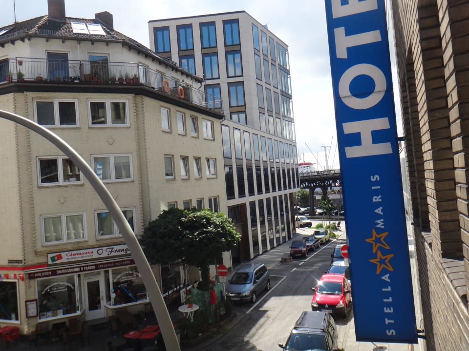 Blick vom Zimmer zum Hafen Hotel Stella Maris