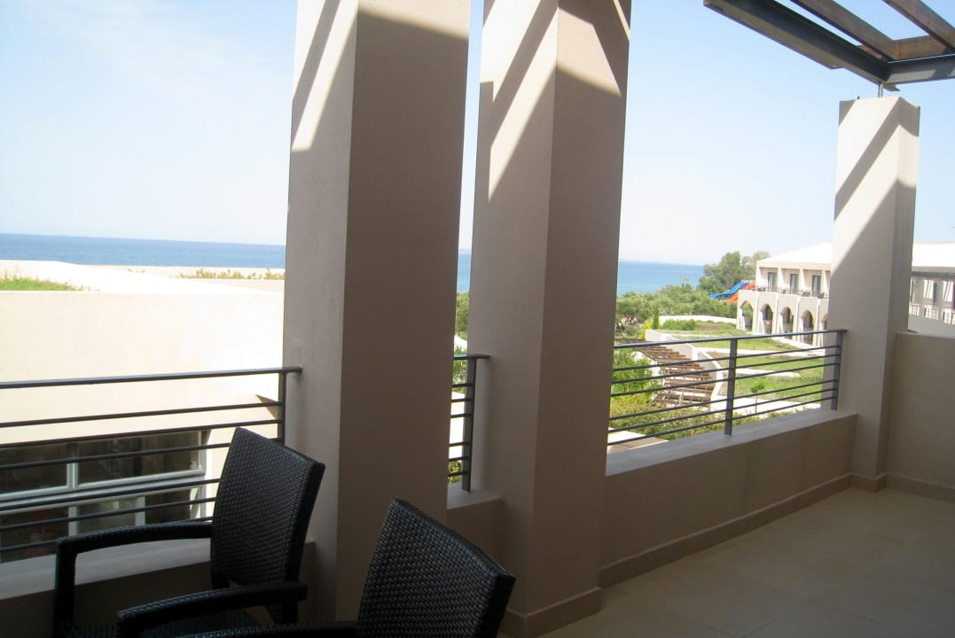 Taras Atlantica Eleon Grand Resort, Tragaki