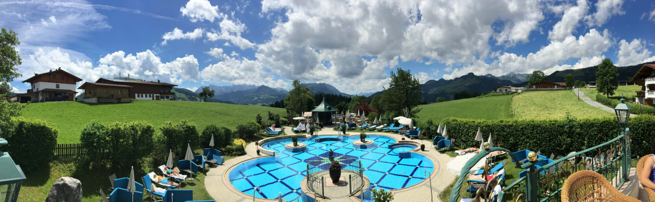 Pool Wohlfühlresort Peternhof