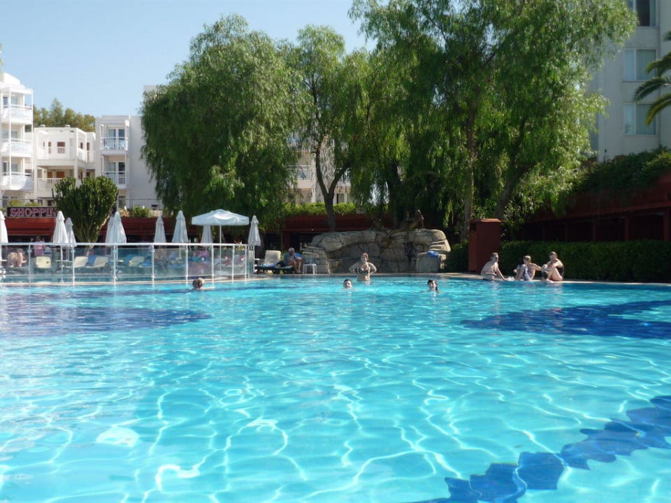 Activity Pool  Monachus Family Resort Sorgun