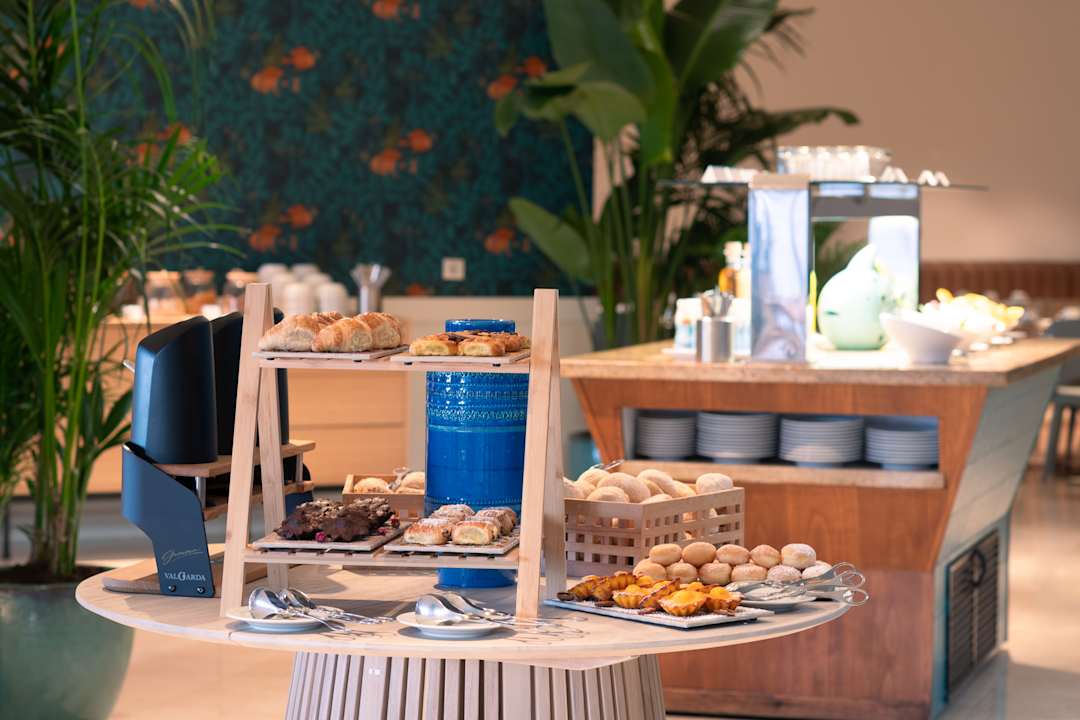 Gastro Sesimbra Oceanfront Hotel