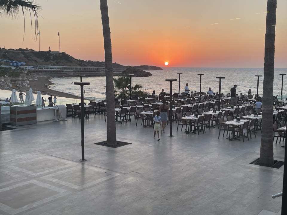 Gastro Acapulco Beach Club & Resort