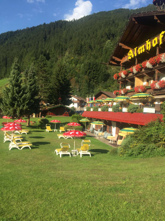 Außenansicht Hotel Almhof Danler