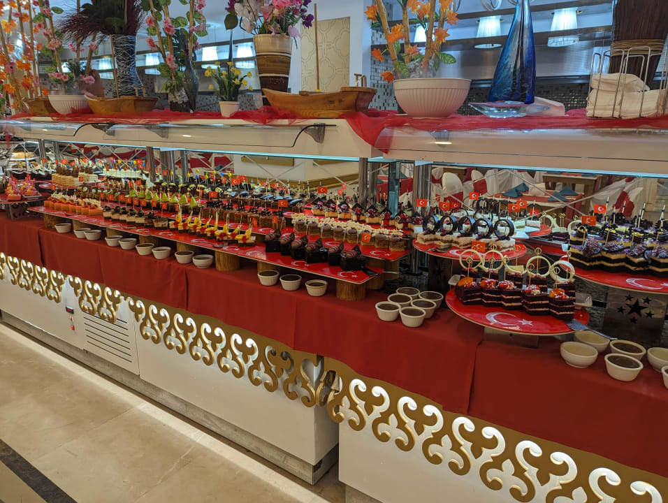 Gastro Dream World Resort & Spa