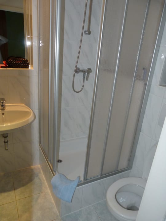 Badezimmer Hotel am Bayrischen Platz