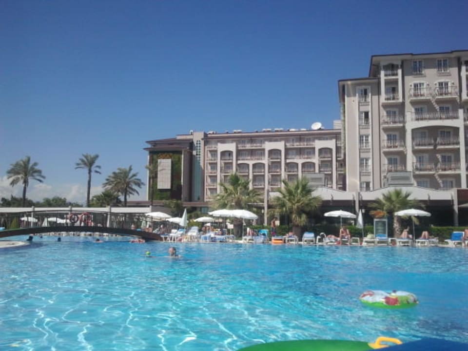 Hier ist ein Teil des Pools Sunis Elita Beach Resort & Spa