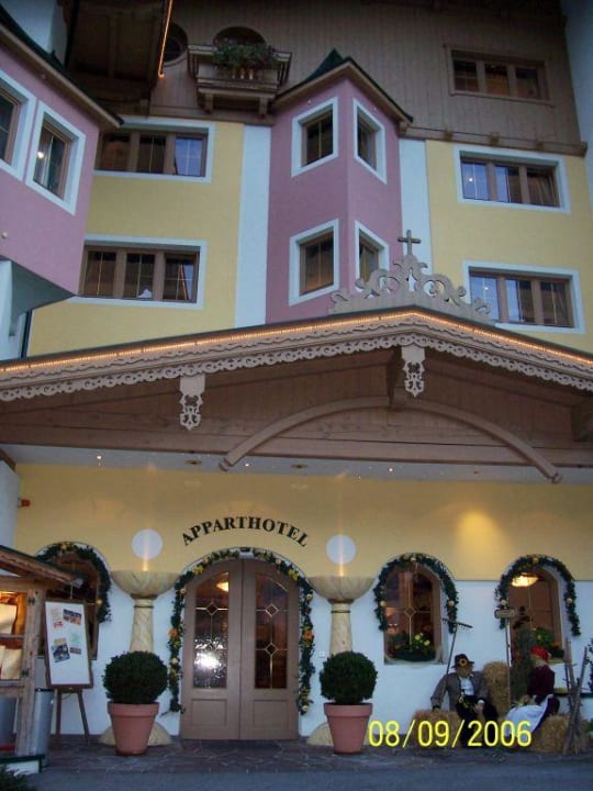 Aussenansicht VAYA Zillertal