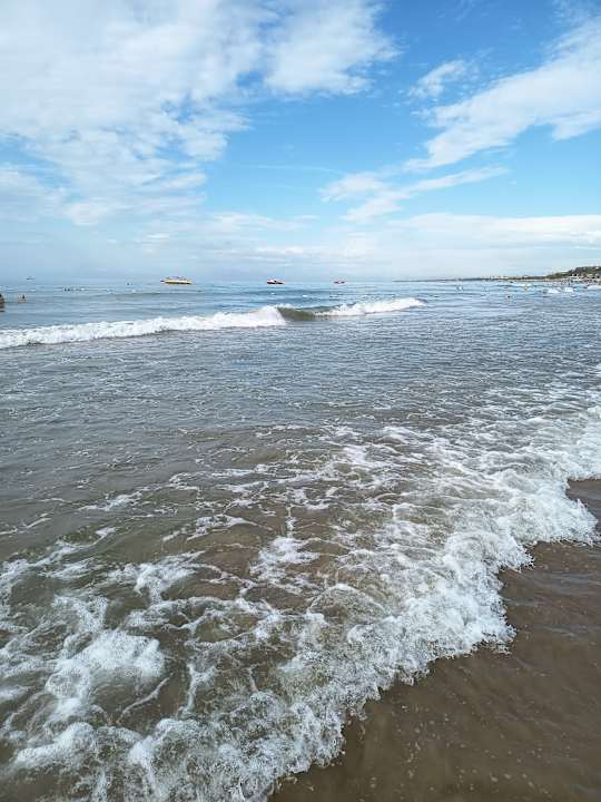 Strand Side Breeze Hotel