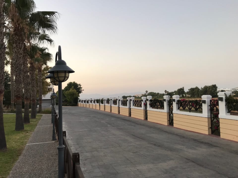 Gartenanlage Neptune Luxury Resort