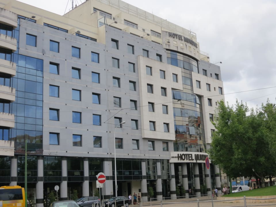 Außenansicht Hotel Mundial