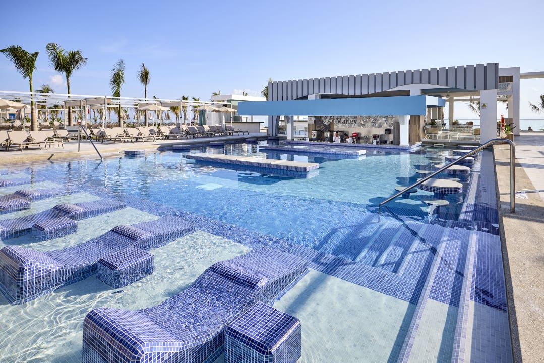 Pool Hotel Riu Palace Aquarelle