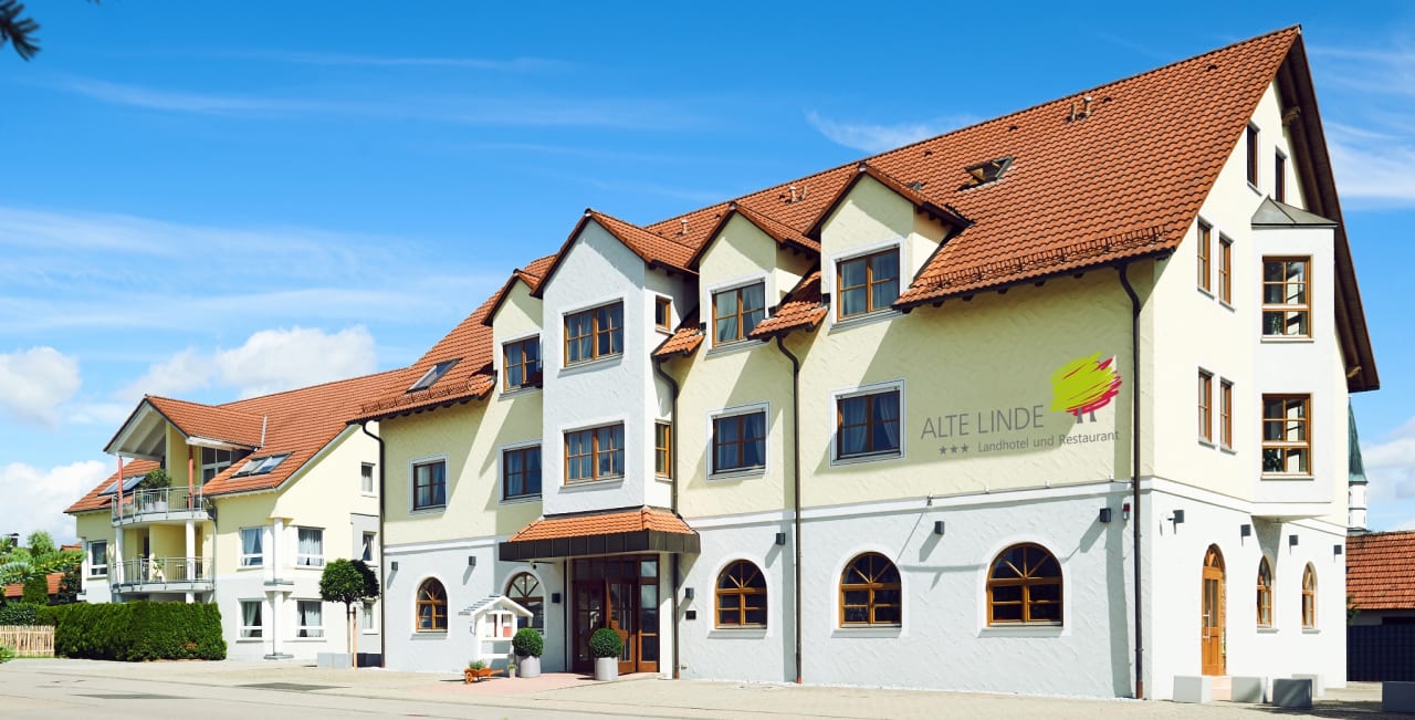 Außenansicht ALTE LINDE Landhotel und Restaurant