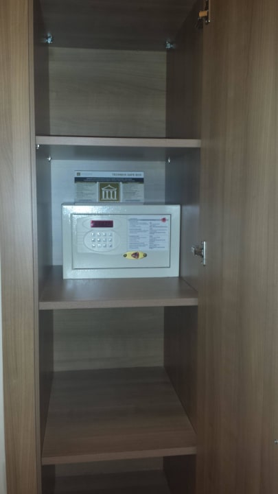 Kostenfreier Zimmersafe Club & Hotel Letoonia