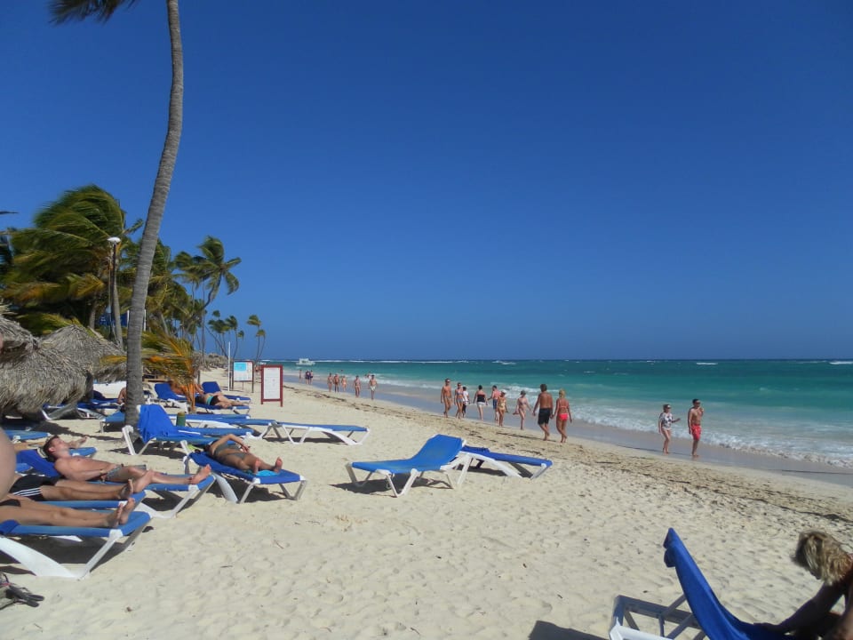 Türkisfarbenes Meer Punta Cana Princess All Suites Resort & Spa