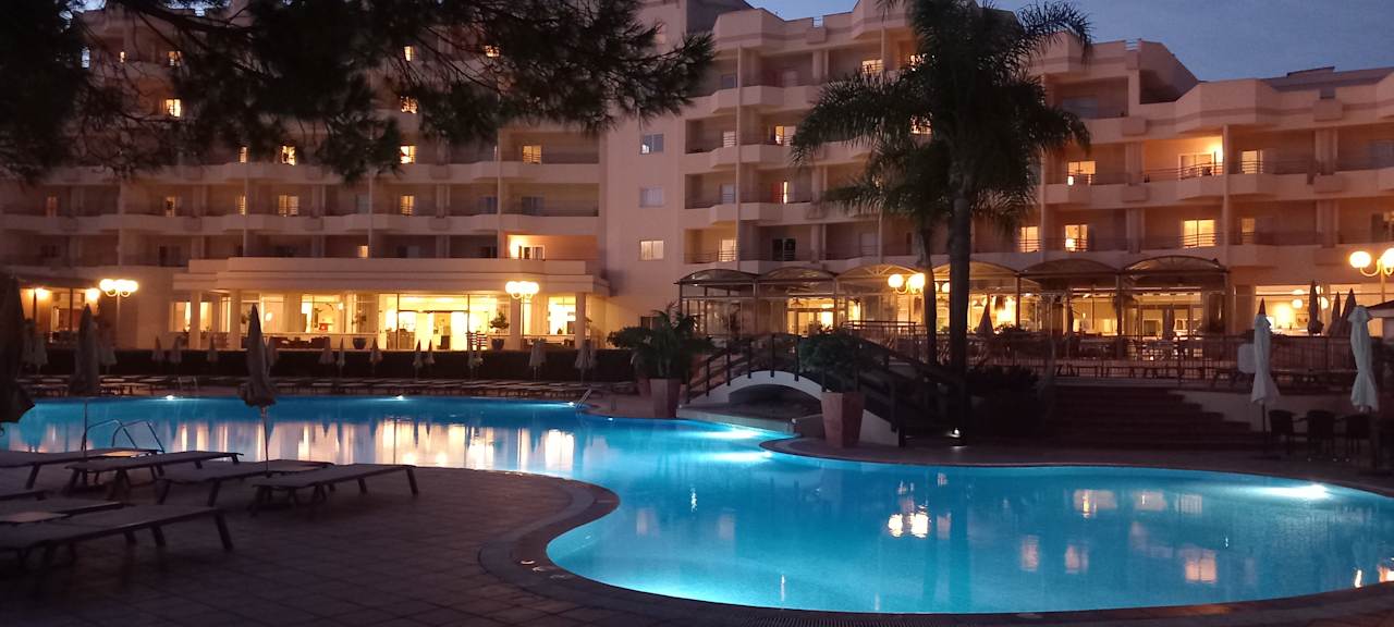 Pool PortoBay Falésia