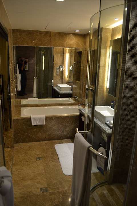 The (bath)Room III Radisson Plaza Hotel Tianjin