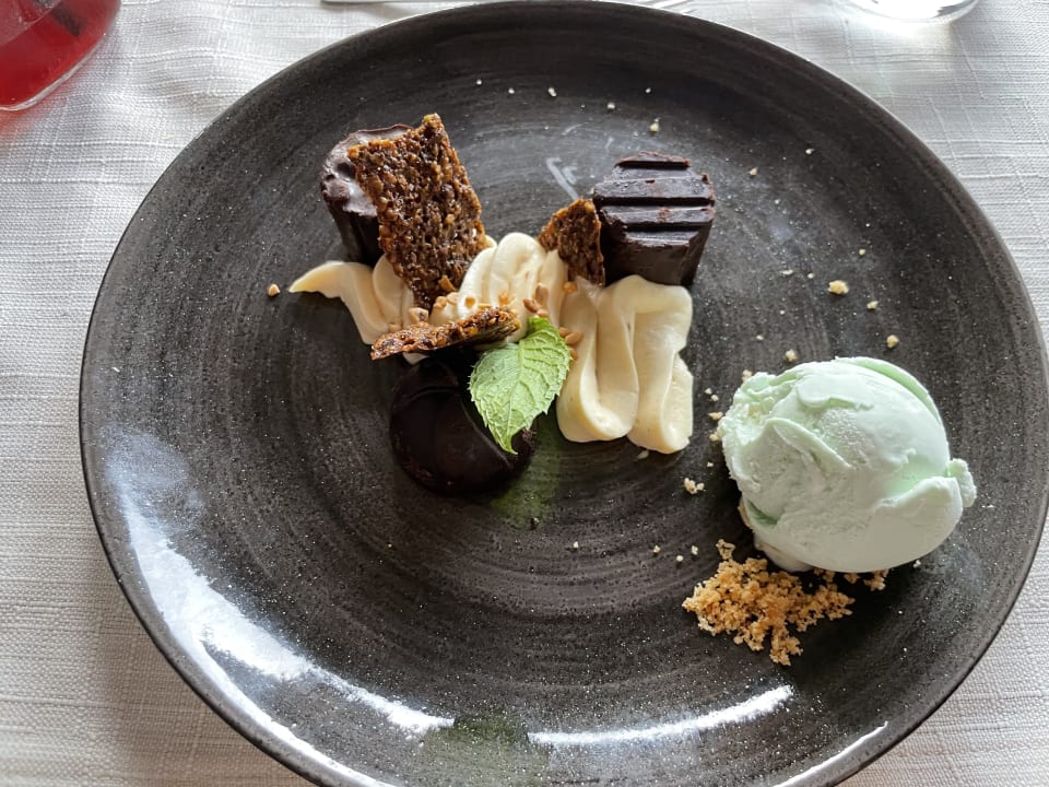 Gastro Harmony Boutique Resort