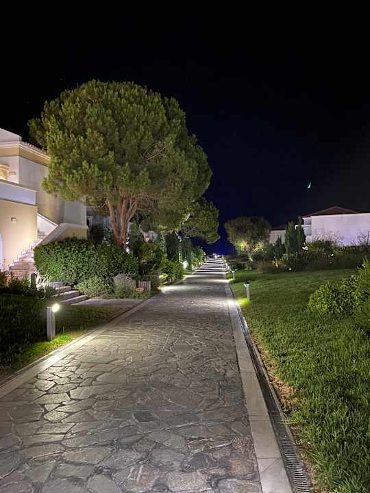 Gartenanlage Neptune Luxury Resort