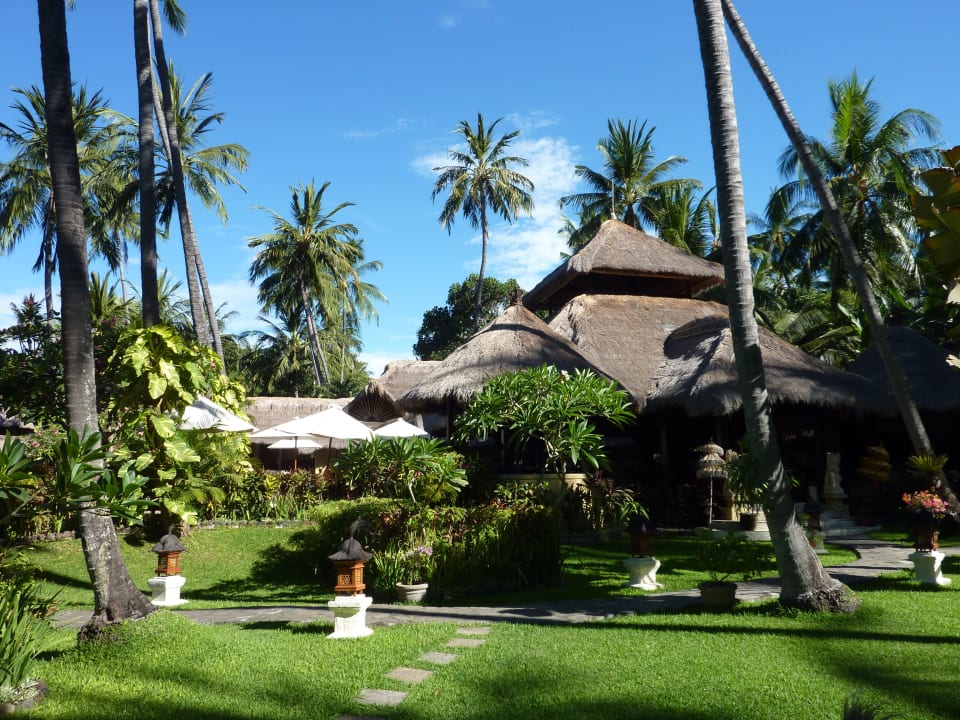 Restaurant Alam Anda Ocean Front Resort & Spa