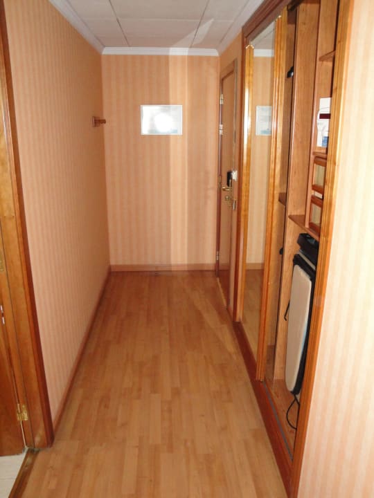 Flur Senator Gran Vía 70 Spa Hotel