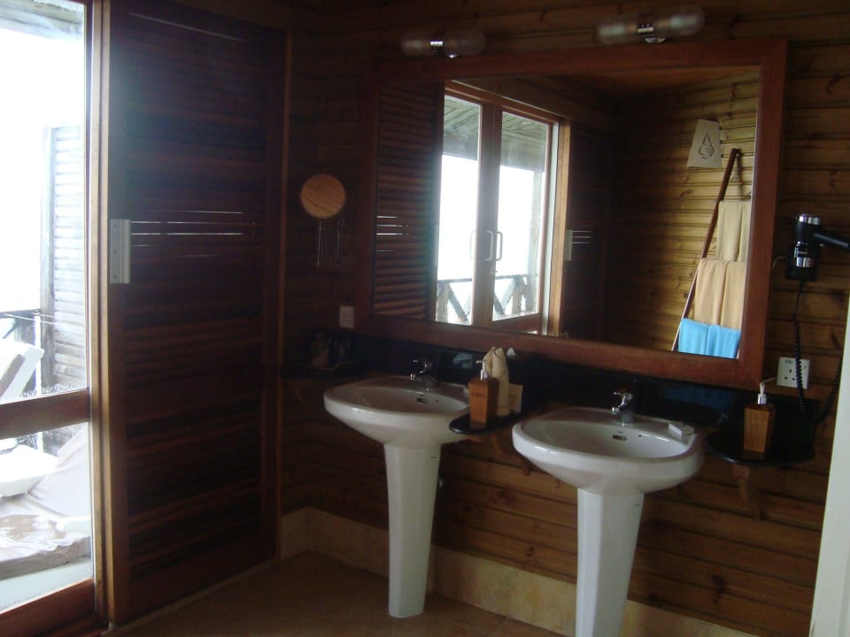 Bad Kuredu Island Resort & Spa