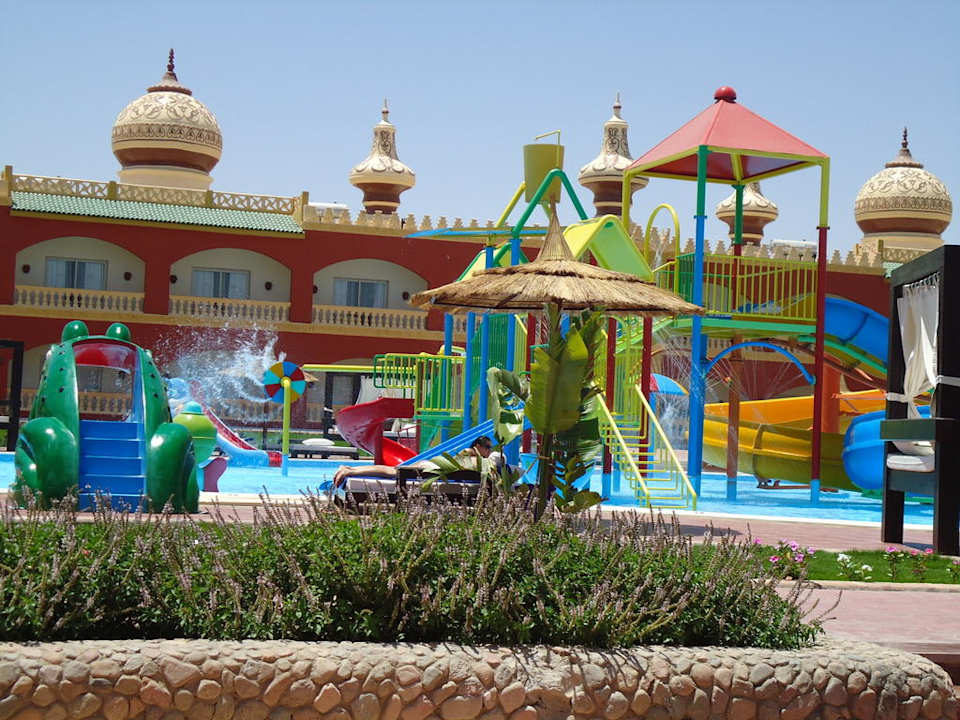 Super Pool-Landschaft für Kinder! Pickalbatros Alf Leila Wa Leila Resort - Neverland Hurghada