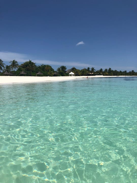 Strand Kuredu Island Resort & Spa