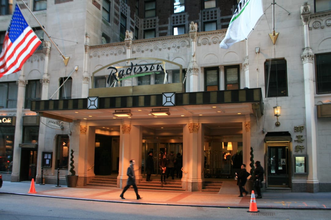 "Hotel Radisson Eingang" The Lexington Hotel, Autograph Collection