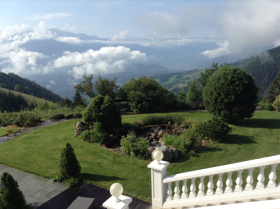 Blick in die Berge  Parkhotel Holzerhof