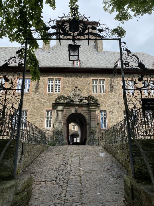 Außenansicht Schnellenberg Burghotel
