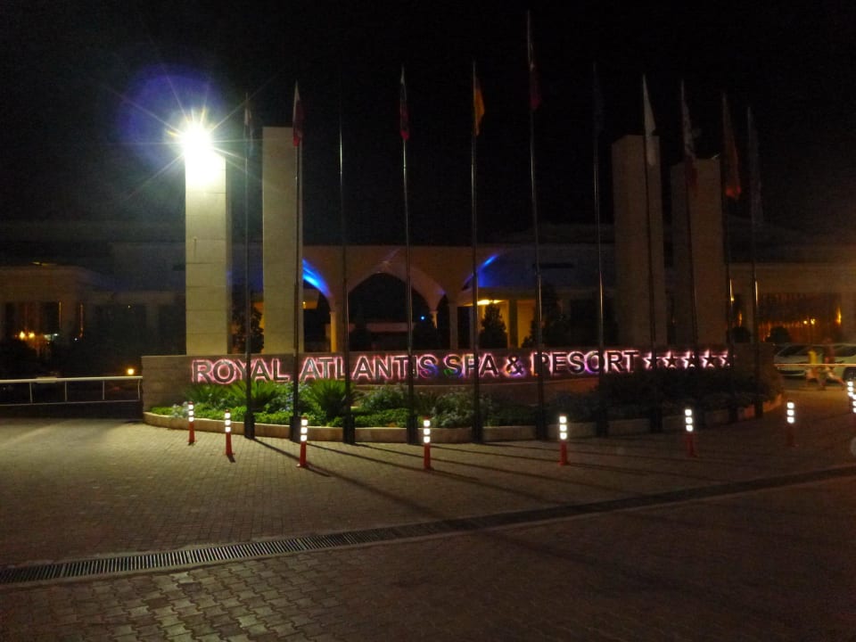 Eingang Royal Atlantis Spa Royal Atlantis Spa & Resort
