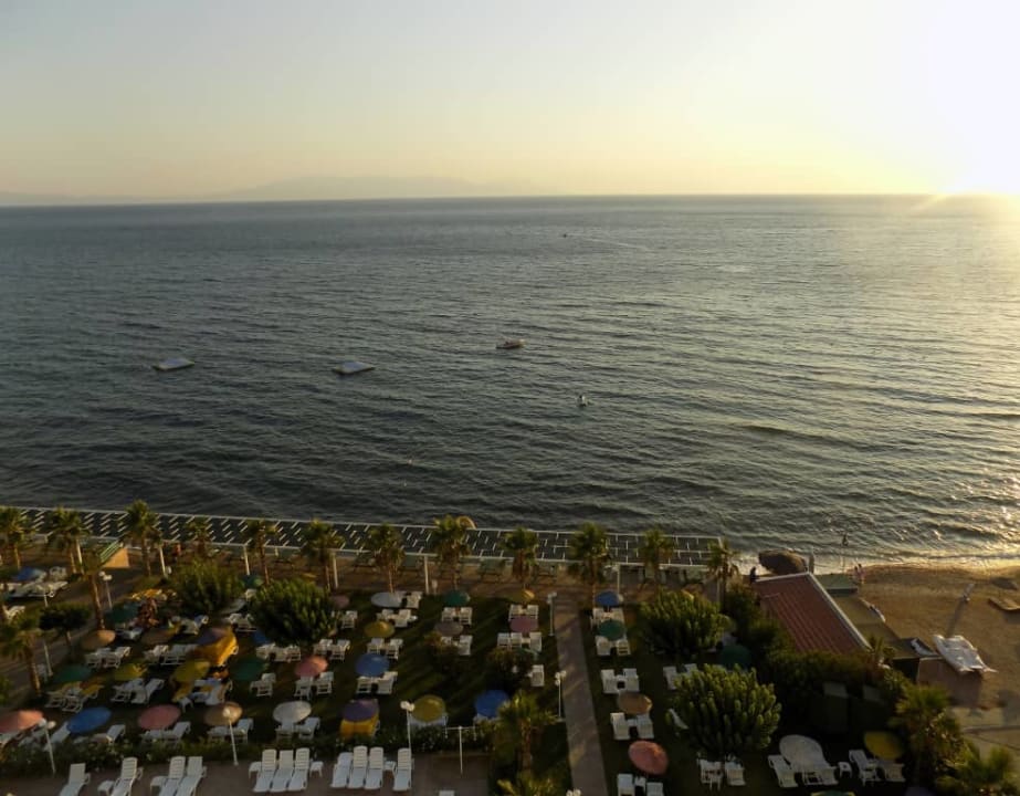 Widok z balkonu Hotel Grand Efe