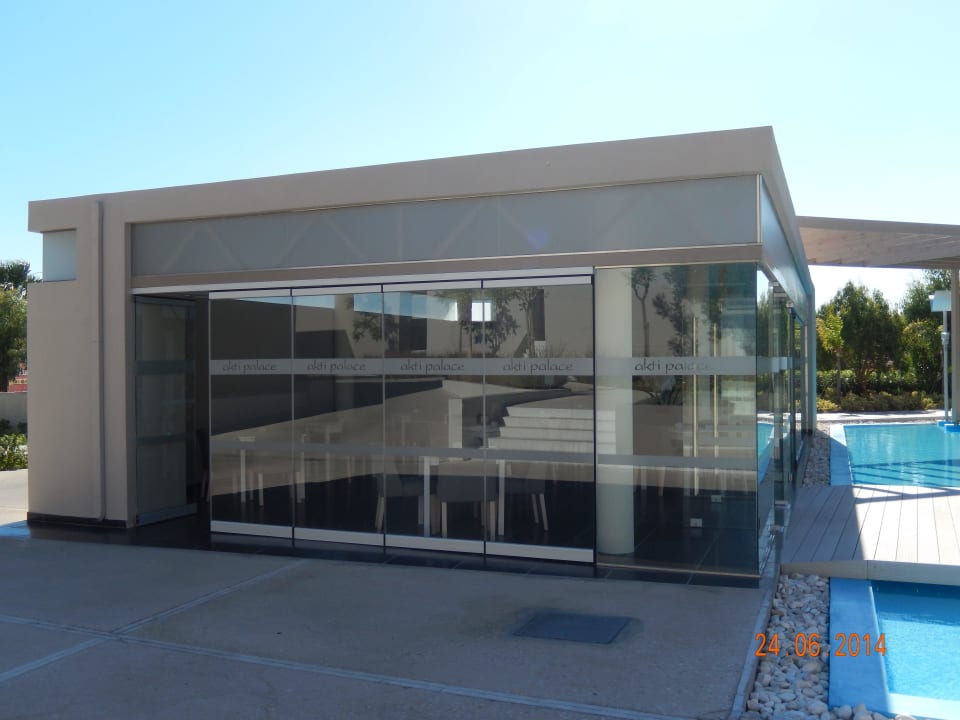 Außenbar Akti Palace Resort & Spa