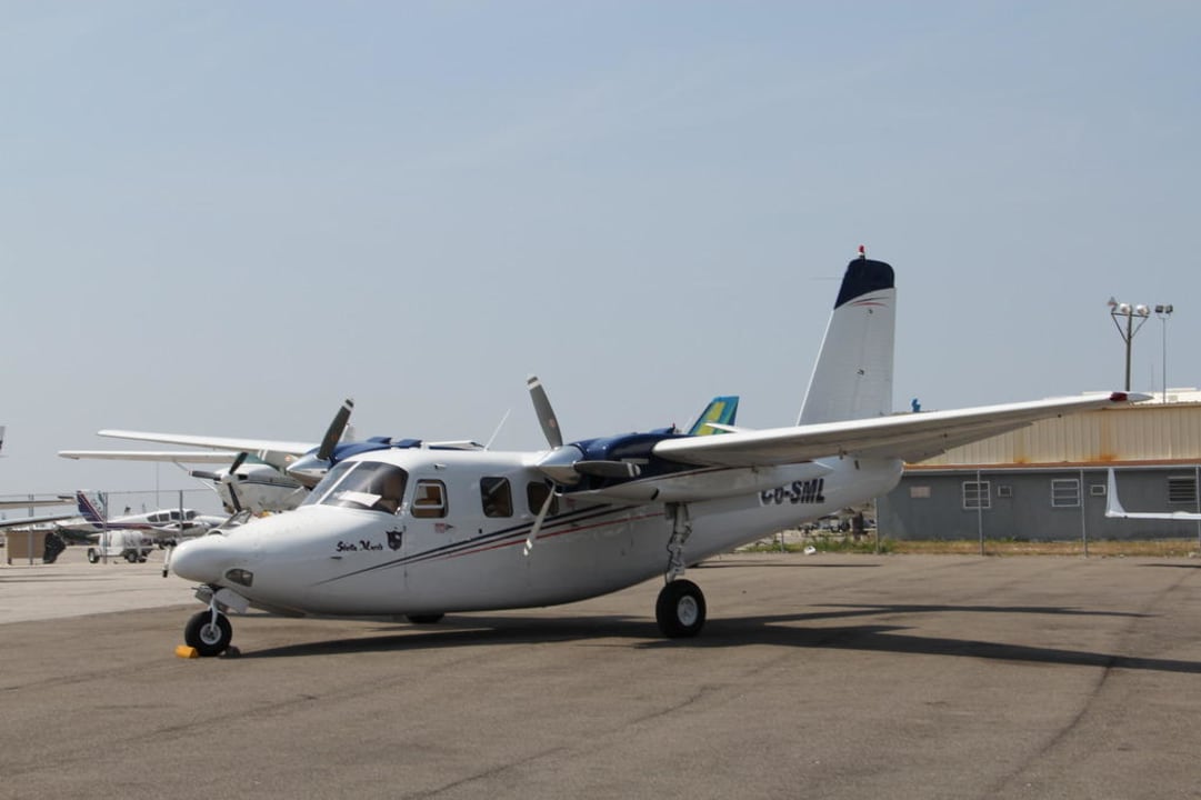 Hotel eigene Flugzeug Hotel Stella Maris Resort