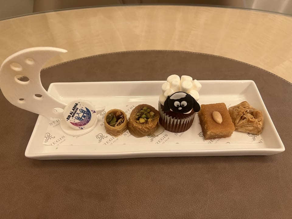Gastro The St. Regis Dubai, The Palm