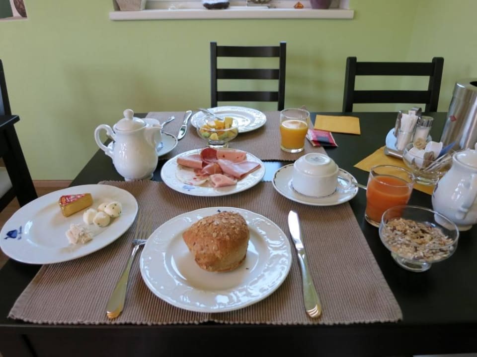 Frühstück Alpchalet Schwanstein