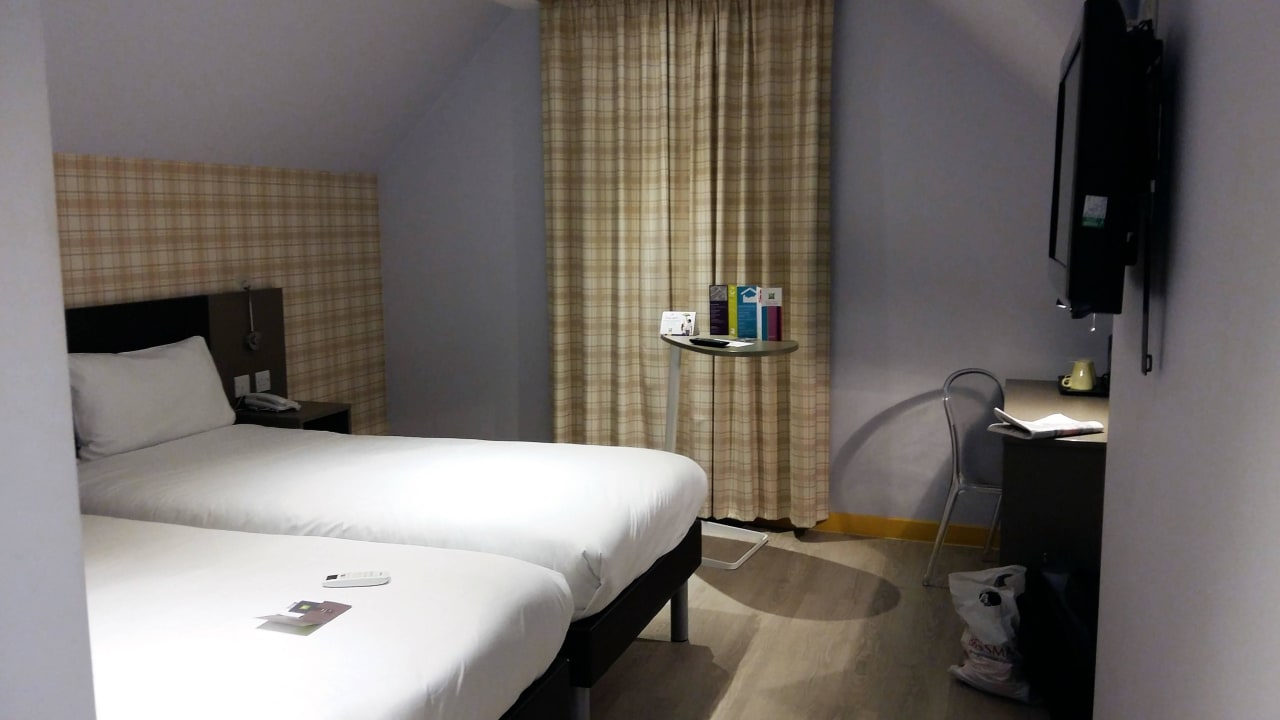 2 OSOBOWY Ibis Styles London Walthamstow