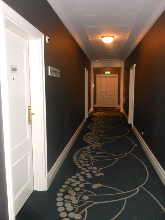 Gang auf der 2. Etage Hotel Bristol, A Luxury Collection Hotel