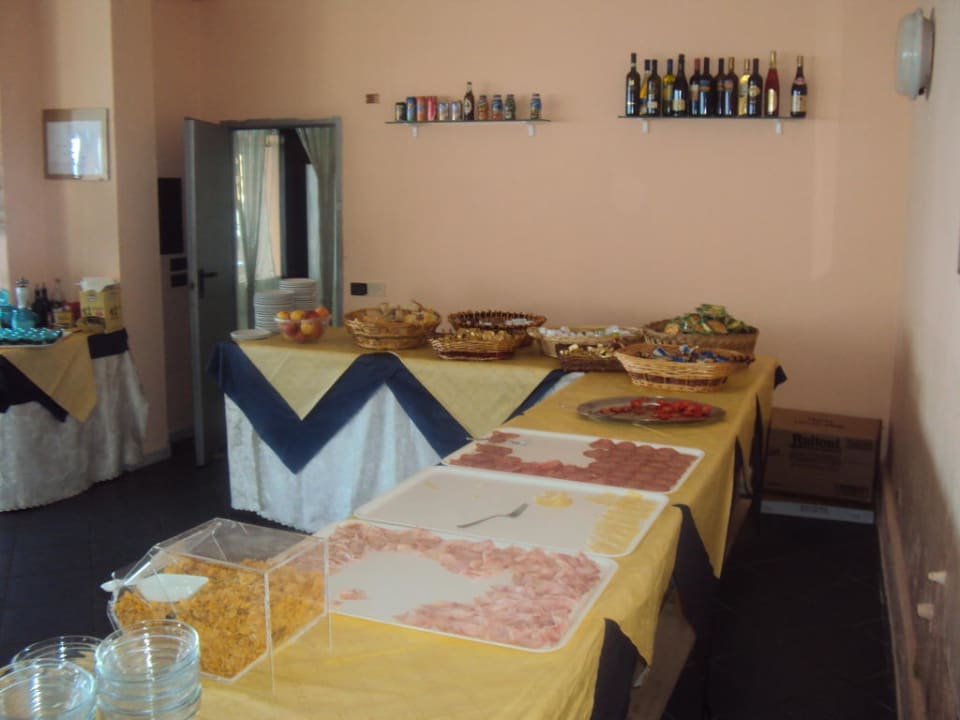 Frühstücksbuffet Villaggio Baia d'Ercole