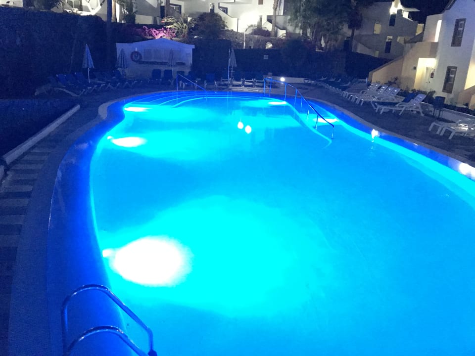 Pool Apartamentos LIVVO Morromar