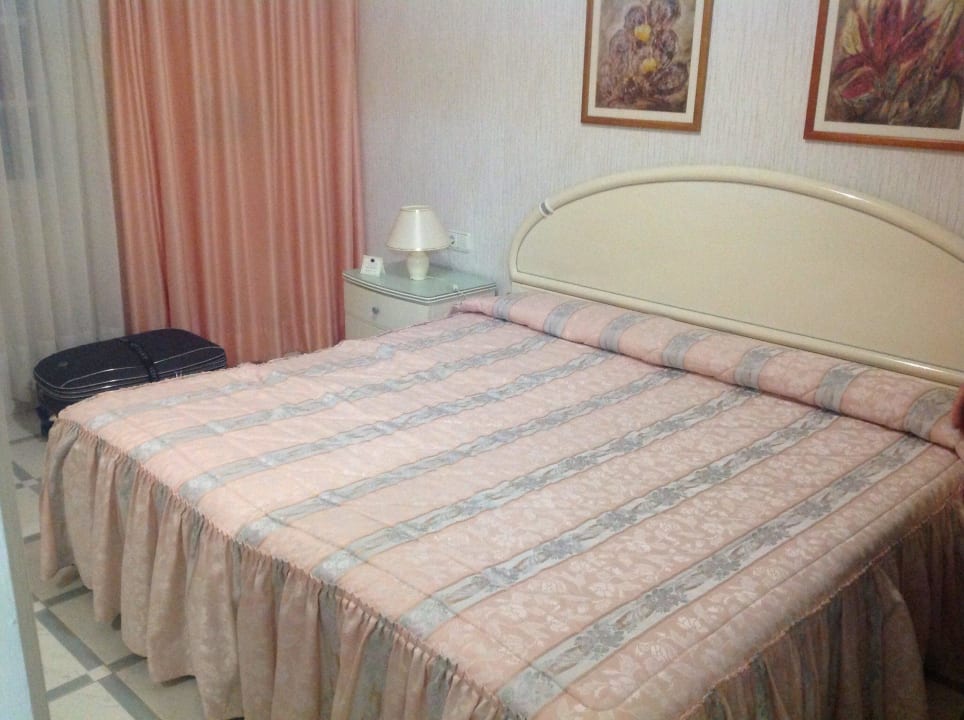 Schlafzimmer Apartments Ambassador