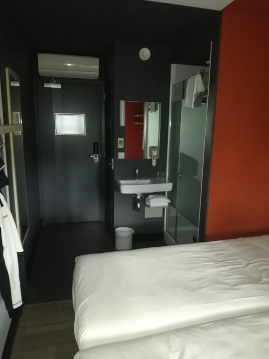 Zimmer ibis budget Amsterdam Airport