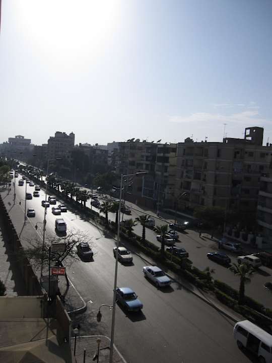 Ausblick auf die Hauptverkehrsstraße Hor Moheb Hotel