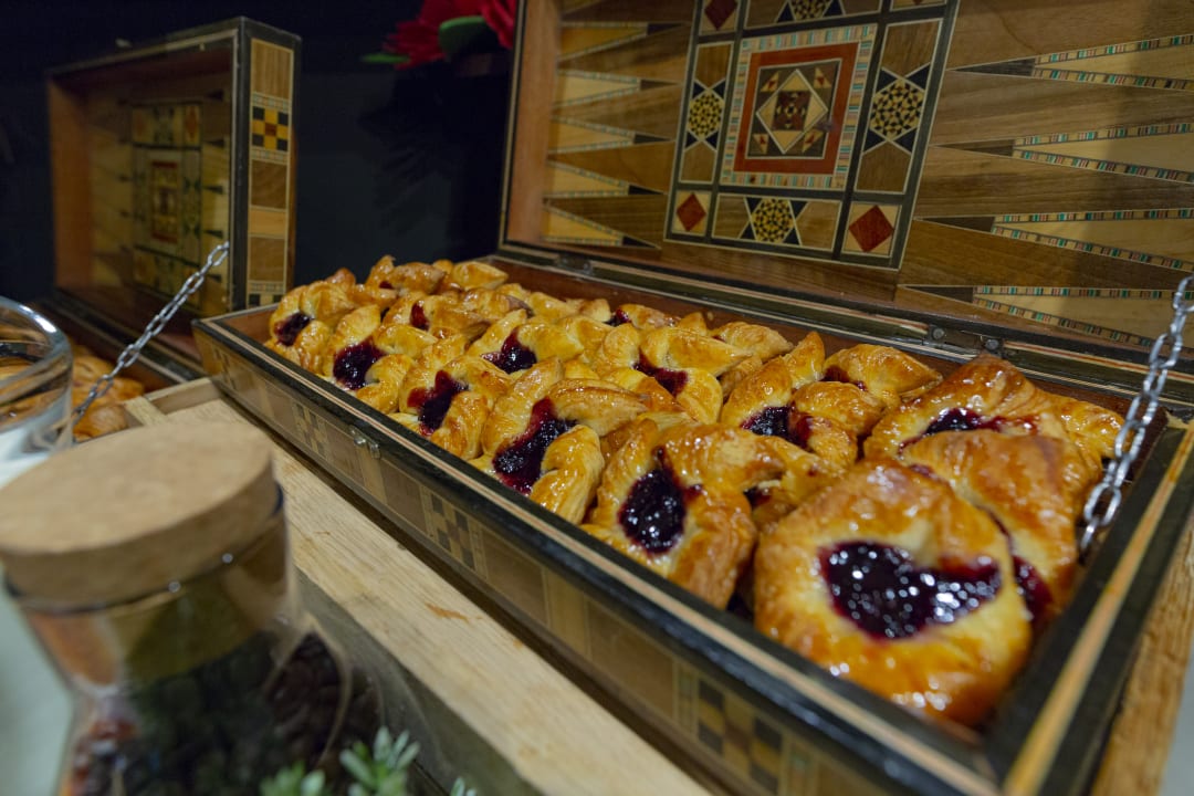 Gastro Four Points by Sheraton Production City, Dubai