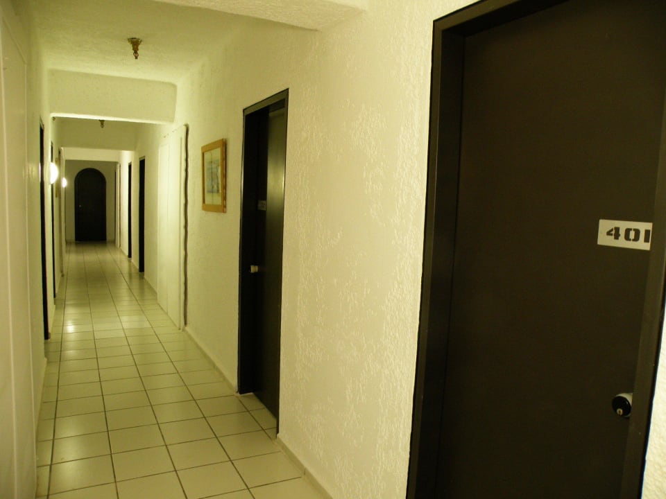 Widok wewnętrzny Peninsula Resort & Spa