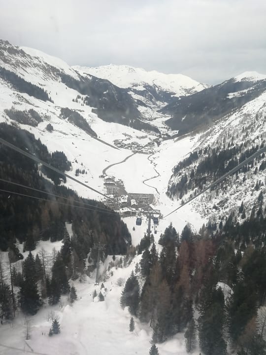 Außenansicht VALARA Alpine Art Hotel