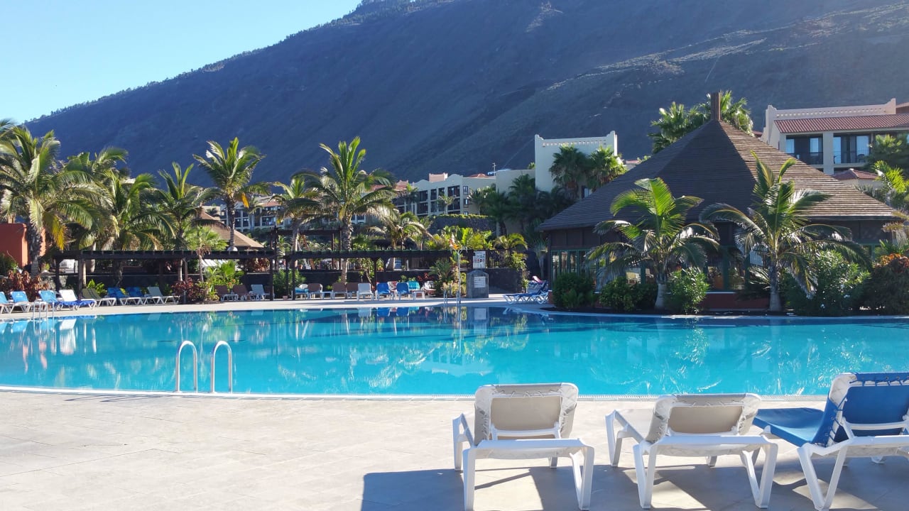 Blick auf einen der 11 Pools  La Palma Princess