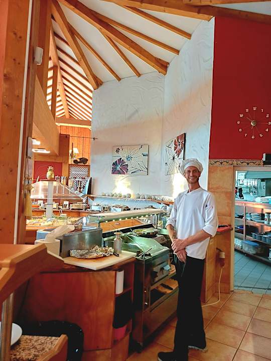 Gastro Marina Playa Suite Hotel